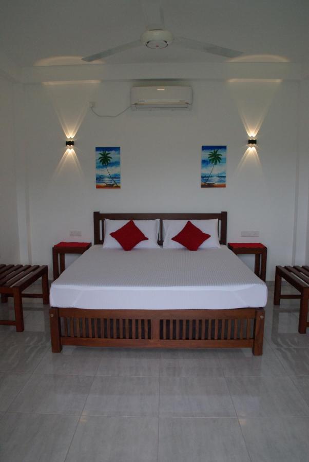 Villa Red Pool Hikkaduwa Exteriér fotografie