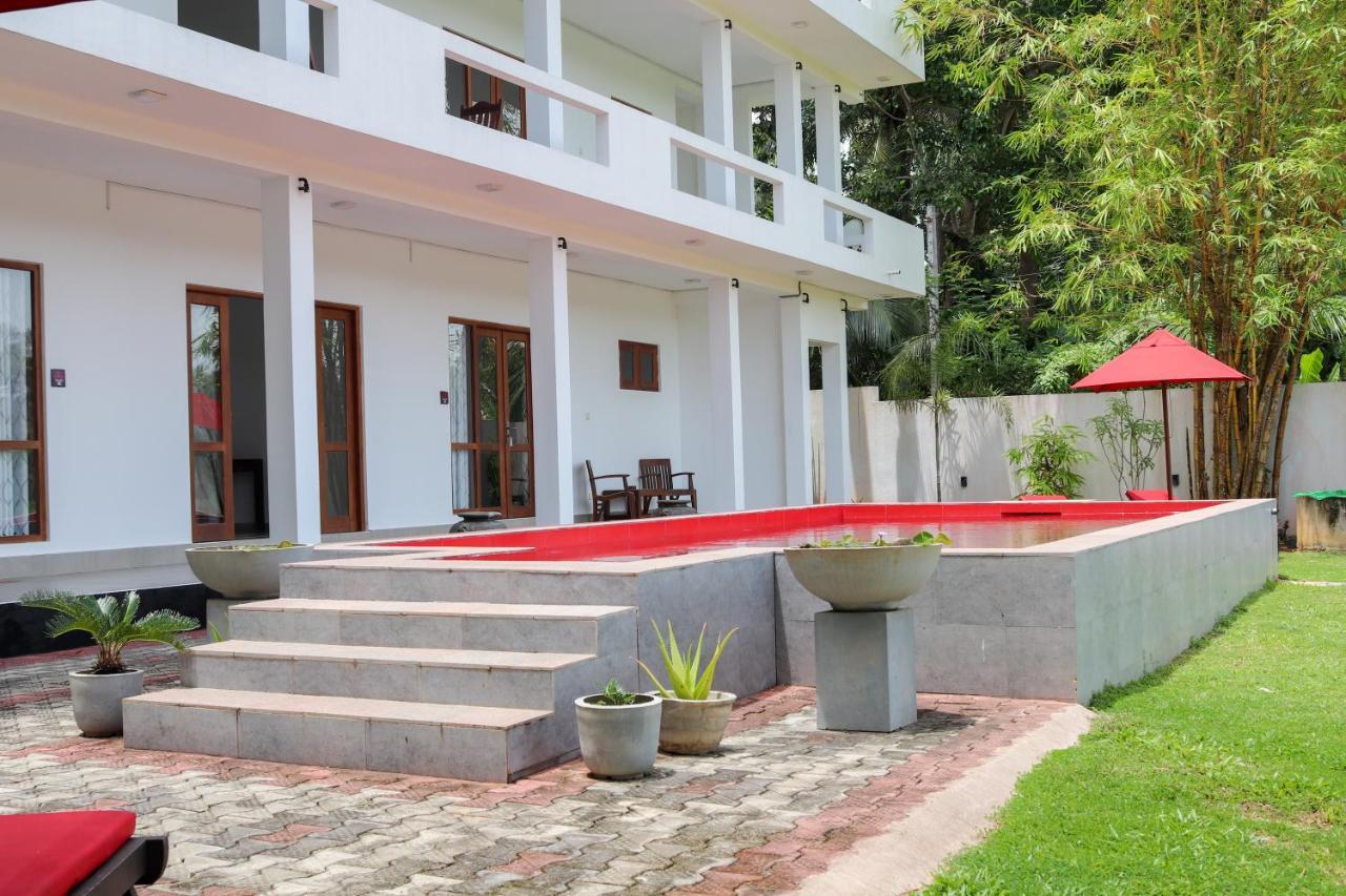 Villa Red Pool Hikkaduwa Exteriér fotografie