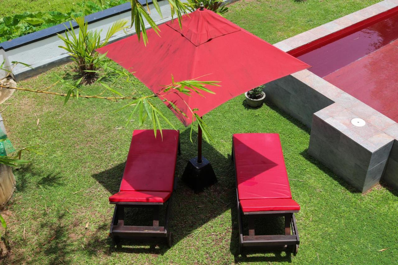 Villa Red Pool Hikkaduwa Exteriér fotografie