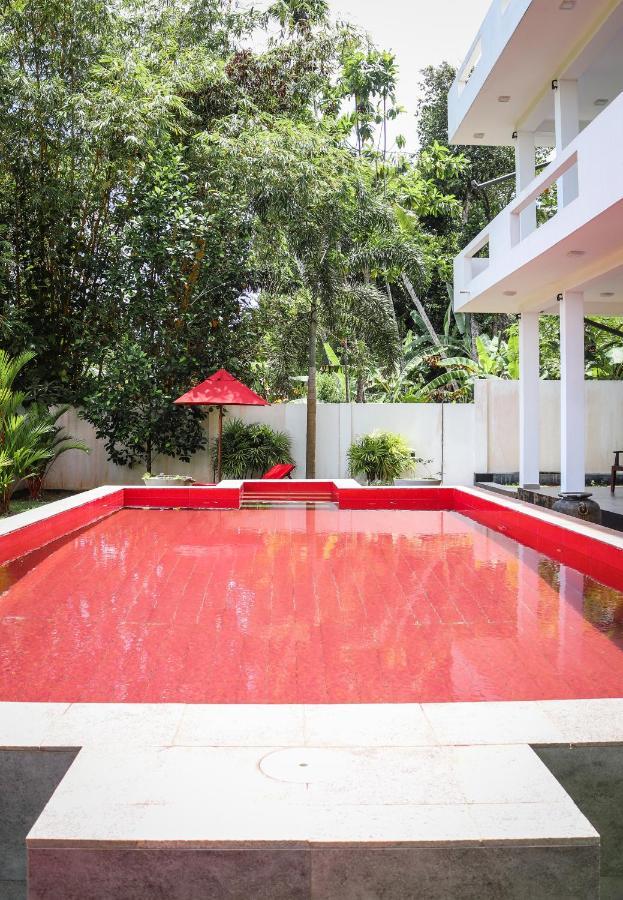 Villa Red Pool Hikkaduwa Exteriér fotografie