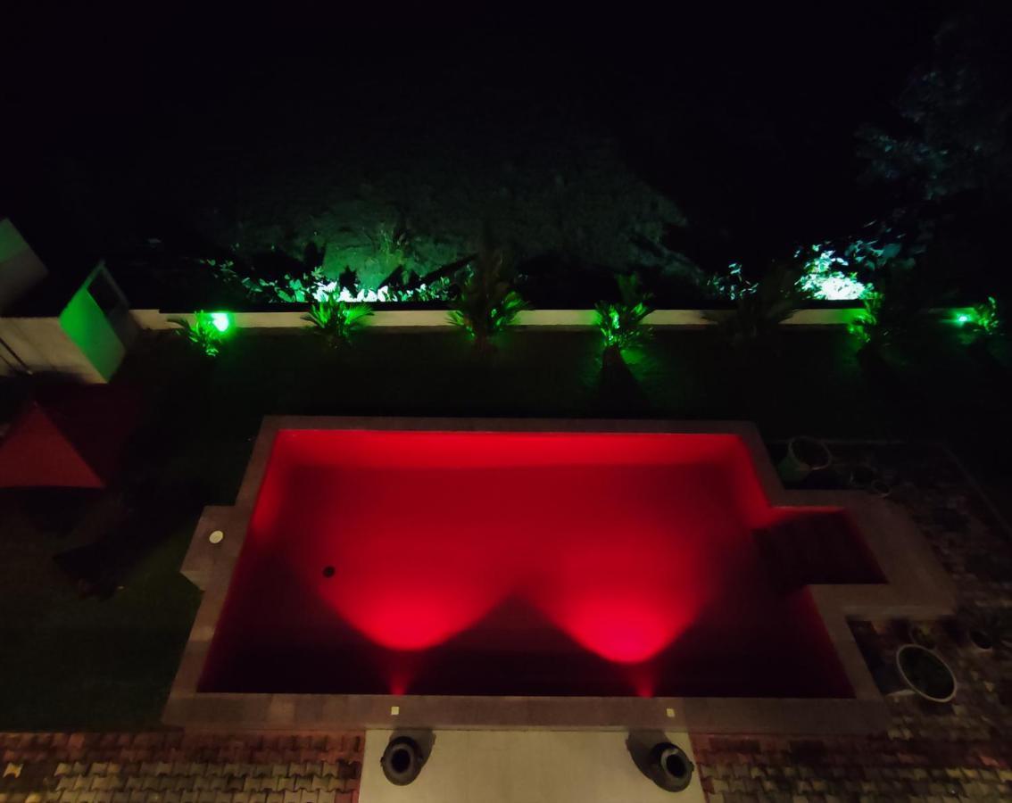 Villa Red Pool Hikkaduwa Exteriér fotografie